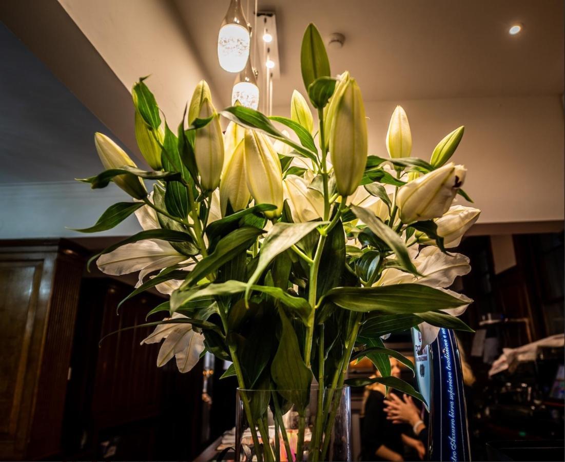 M&B Haven - Sittingbourne Apartment Bagian luar foto