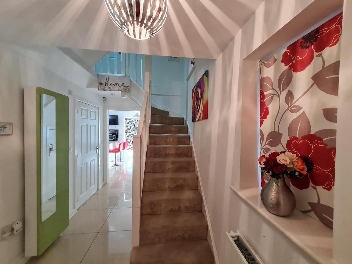 M&B Haven - Sittingbourne Apartment Bagian luar foto
