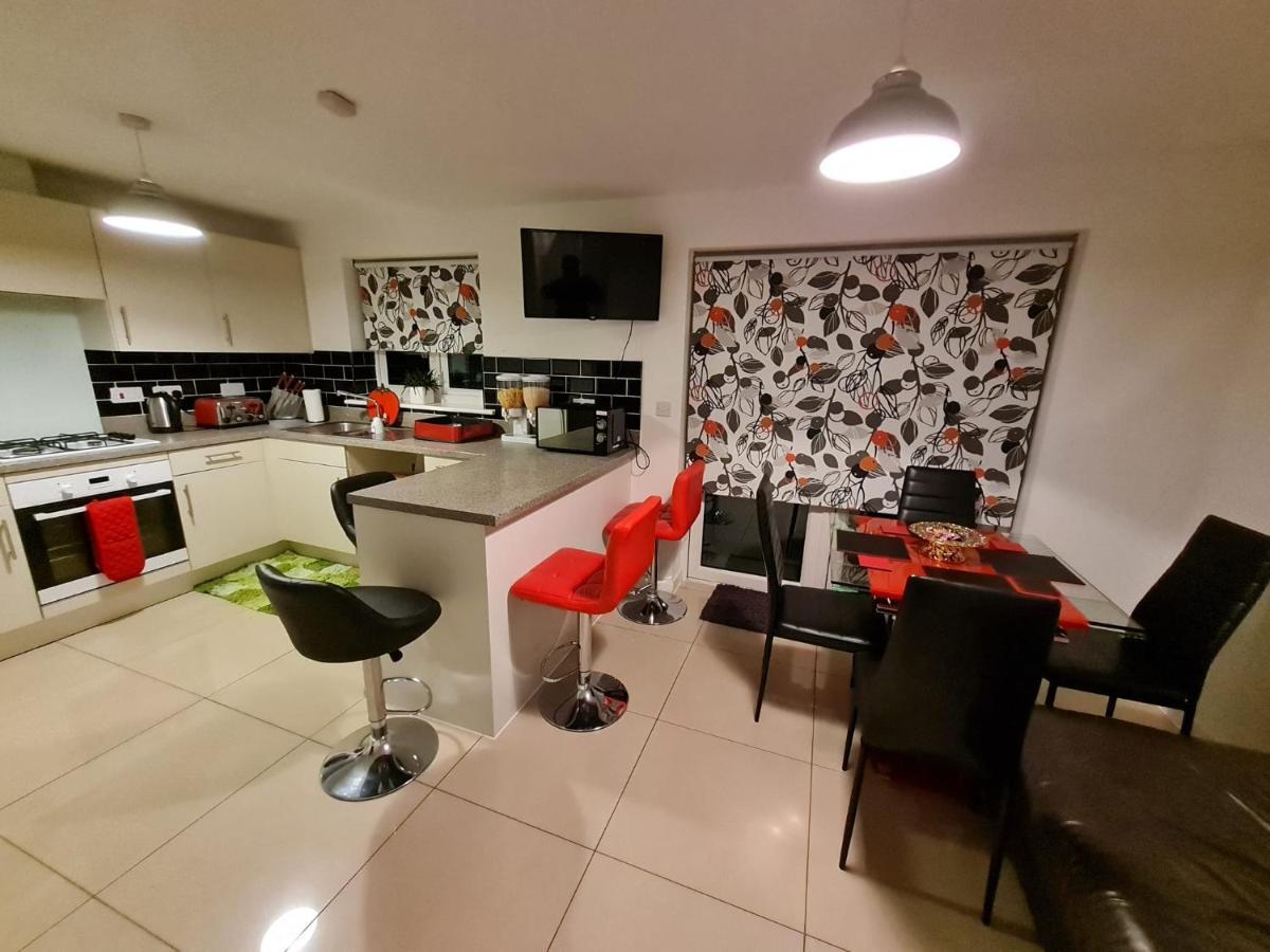 M&B Haven - Sittingbourne Apartment Bagian luar foto