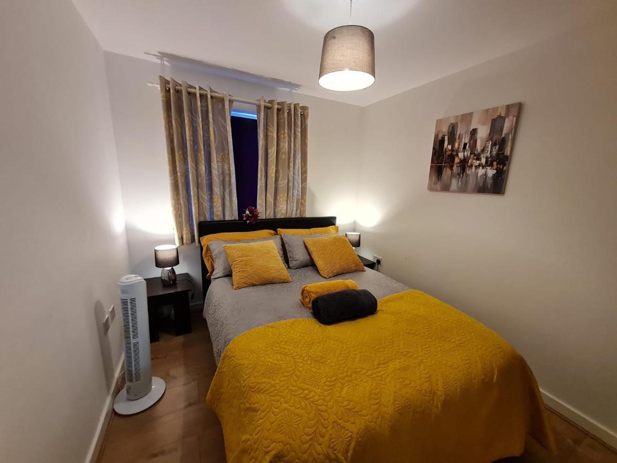 M&B Haven - Sittingbourne Apartment Bagian luar foto