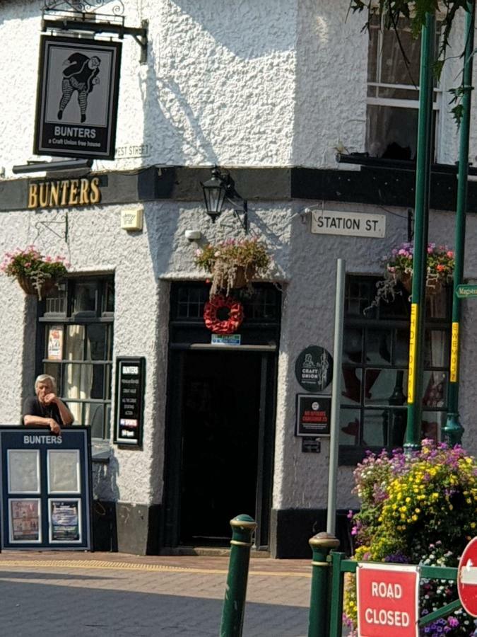 M&B Haven - Sittingbourne Apartment Bagian luar foto